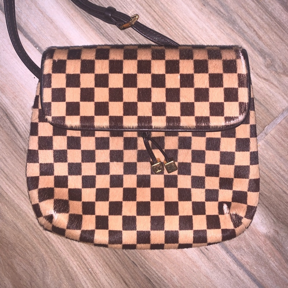 AUTHENTIC Louis Vuitton Damiar belt bag! Can also be worn as cross body